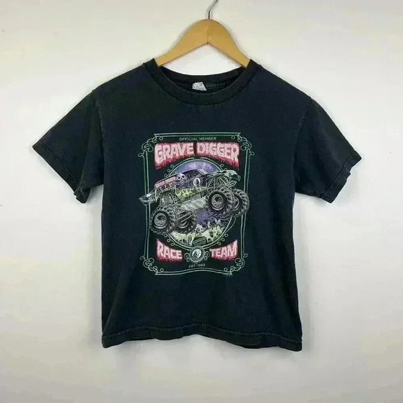 Grave Digger Official Monster Truck Race Team Graphic Tee - Picture 1 of 4